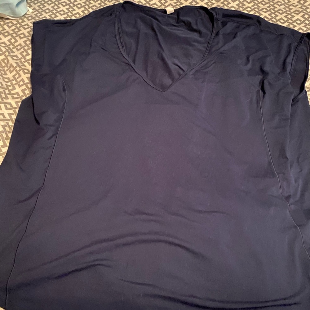 Oversized under armour tshirt